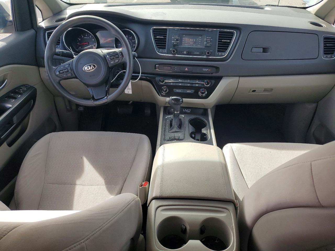 2016 KIA SEDONA
