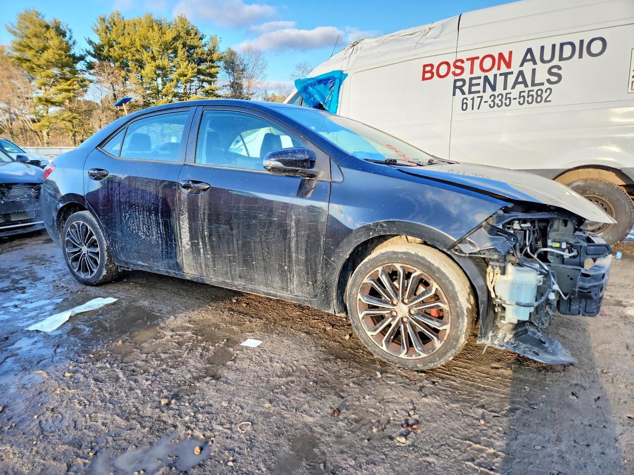 2015 TOYOTA COROLLA