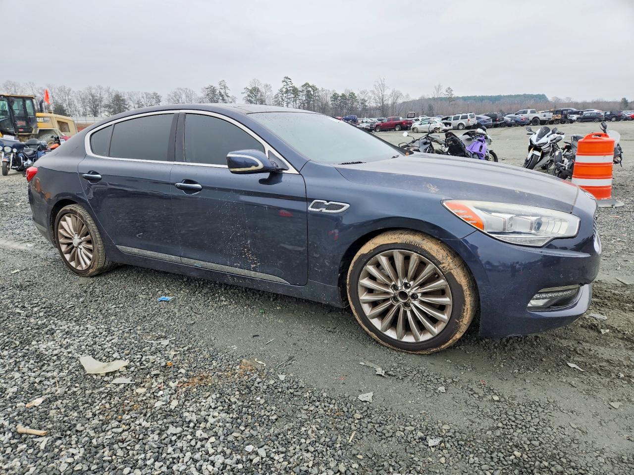2015 KIA K900