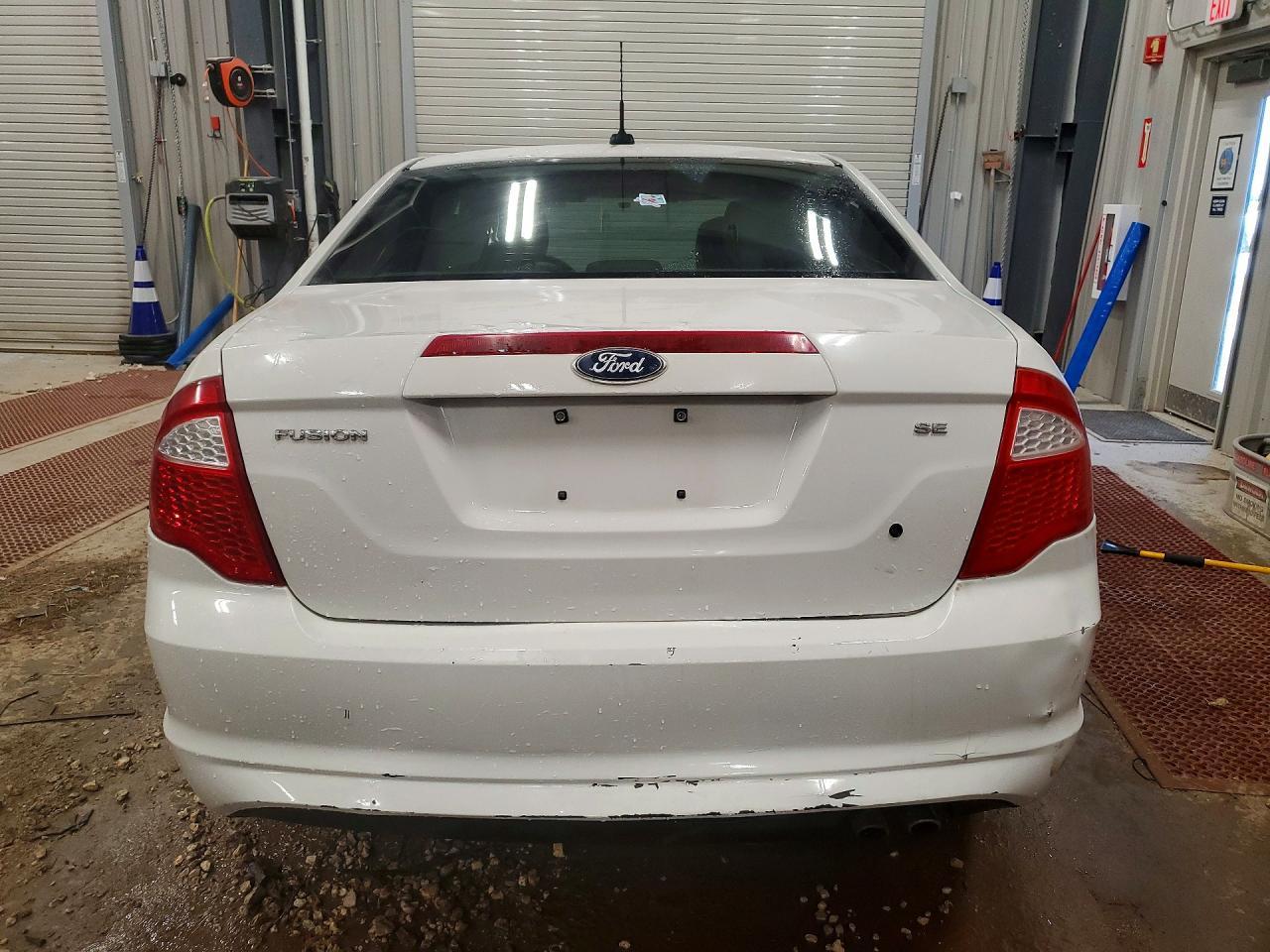 2011 FORD FUSION
