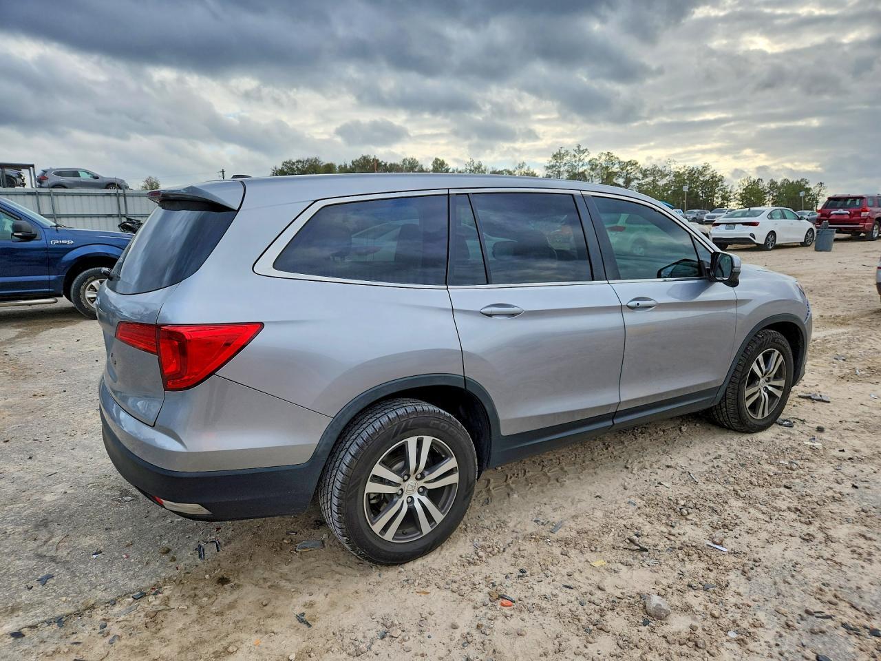 2016 HONDA PILOT