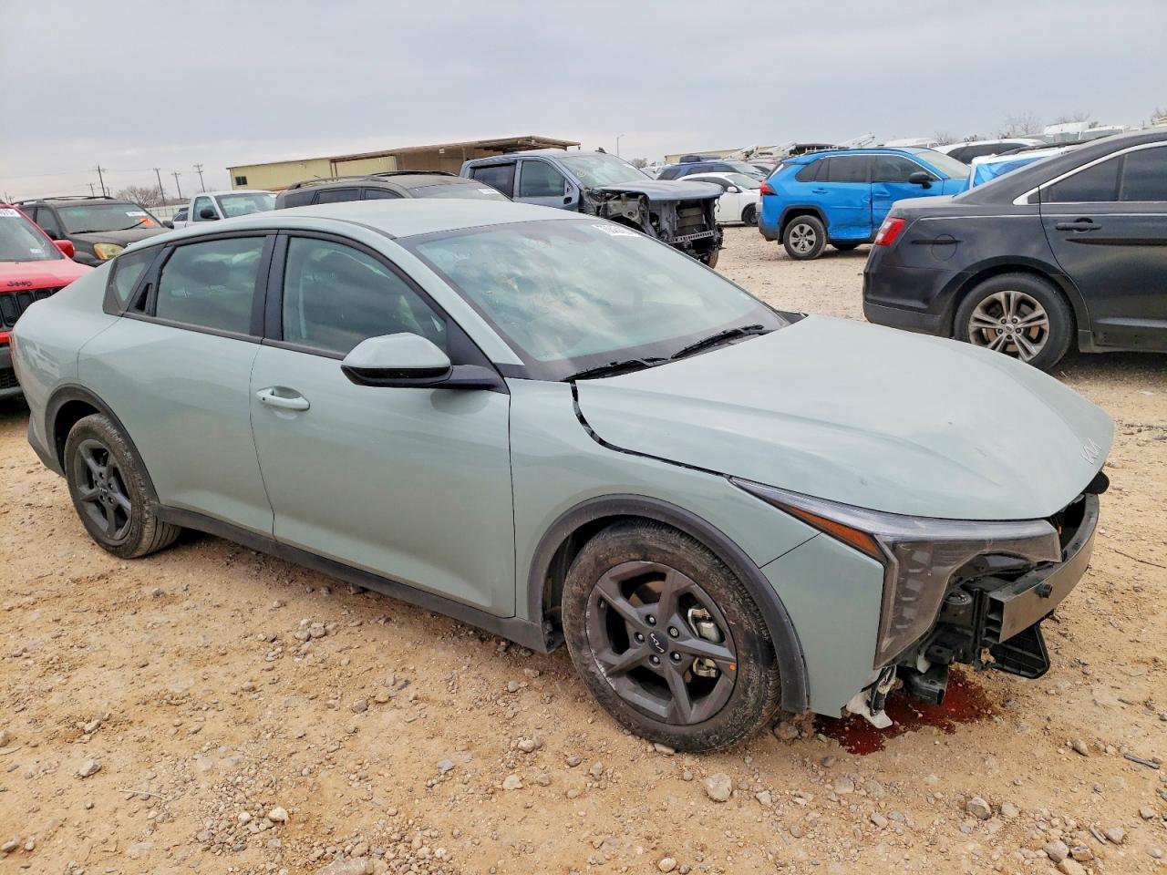 2025 KIA K4