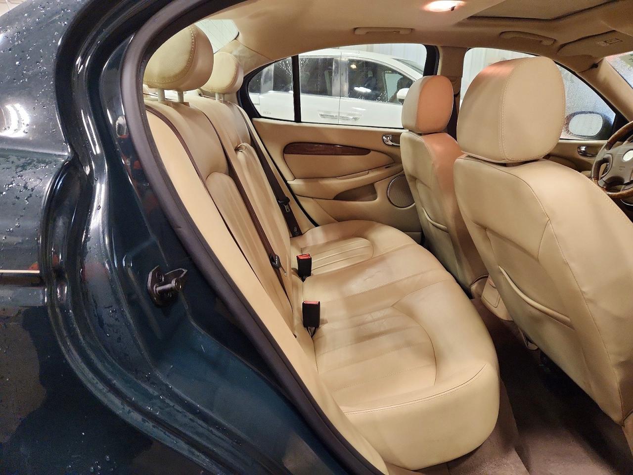2004 JAGUAR X-Type