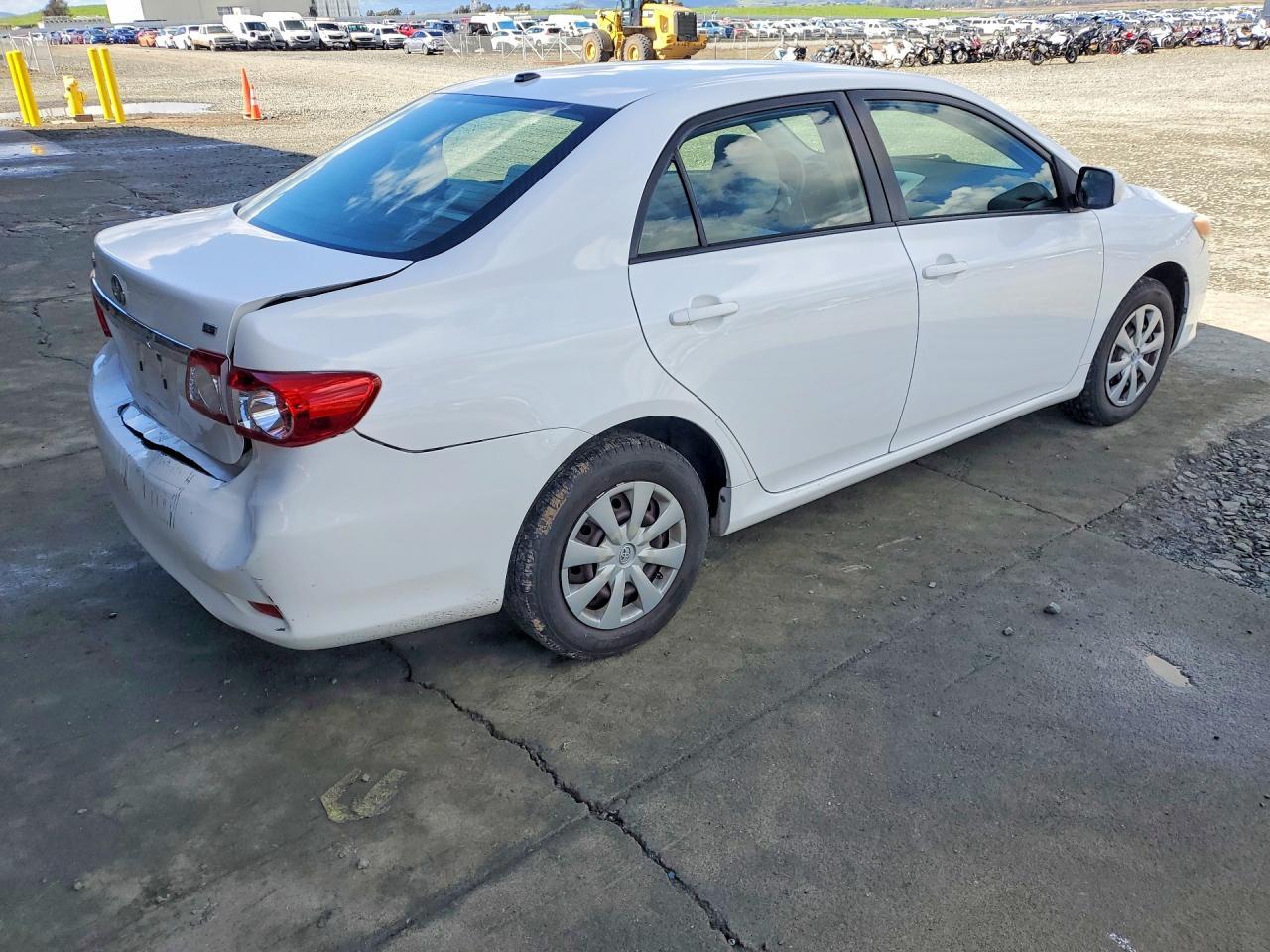 2011 TOYOTA COROLLA