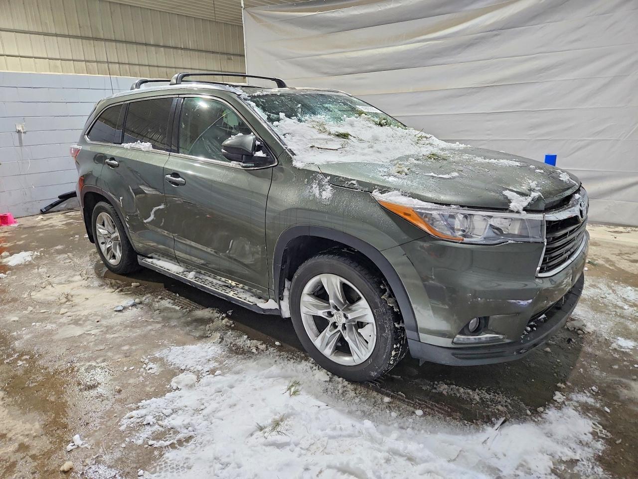 2015 TOYOTA HIGHLANDER