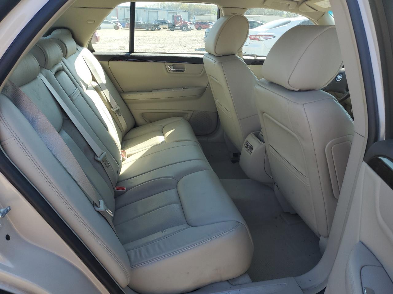 2011 CADILLAC DTS