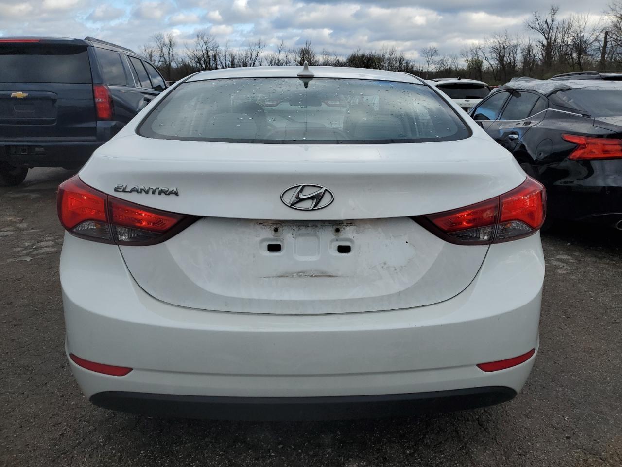 2016 HYUNDAI ELANTRA