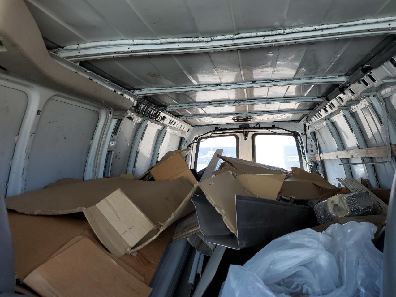 2012 CHEVROLET EXPRESS 2500