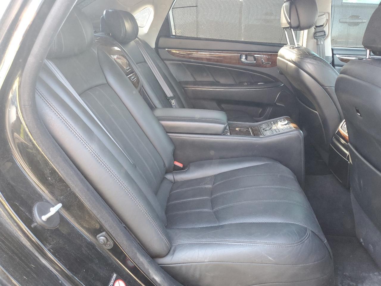 2011 HYUNDAI Equus
