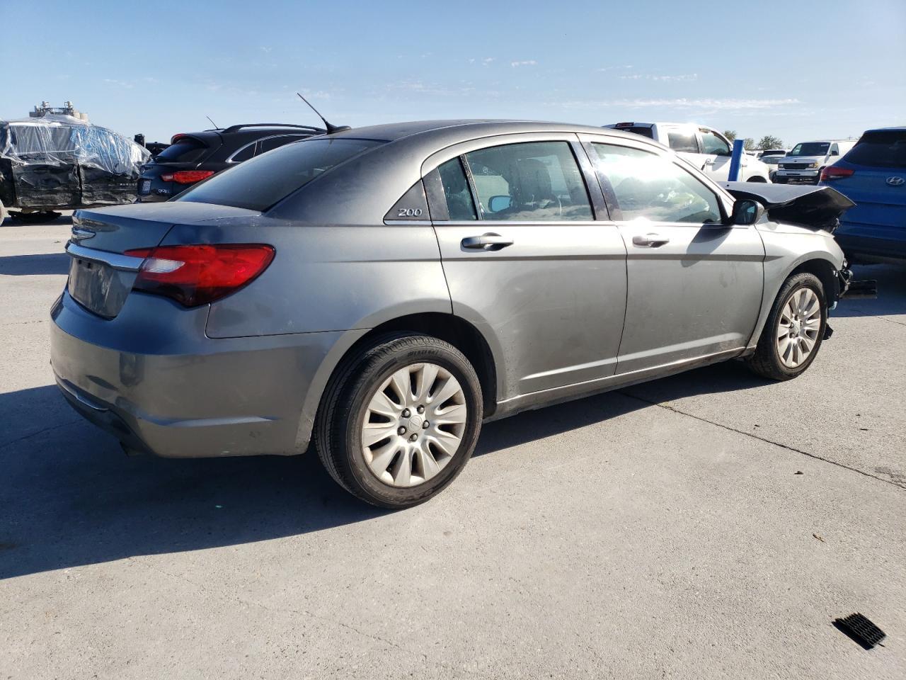 2012 CHRYSLER 200