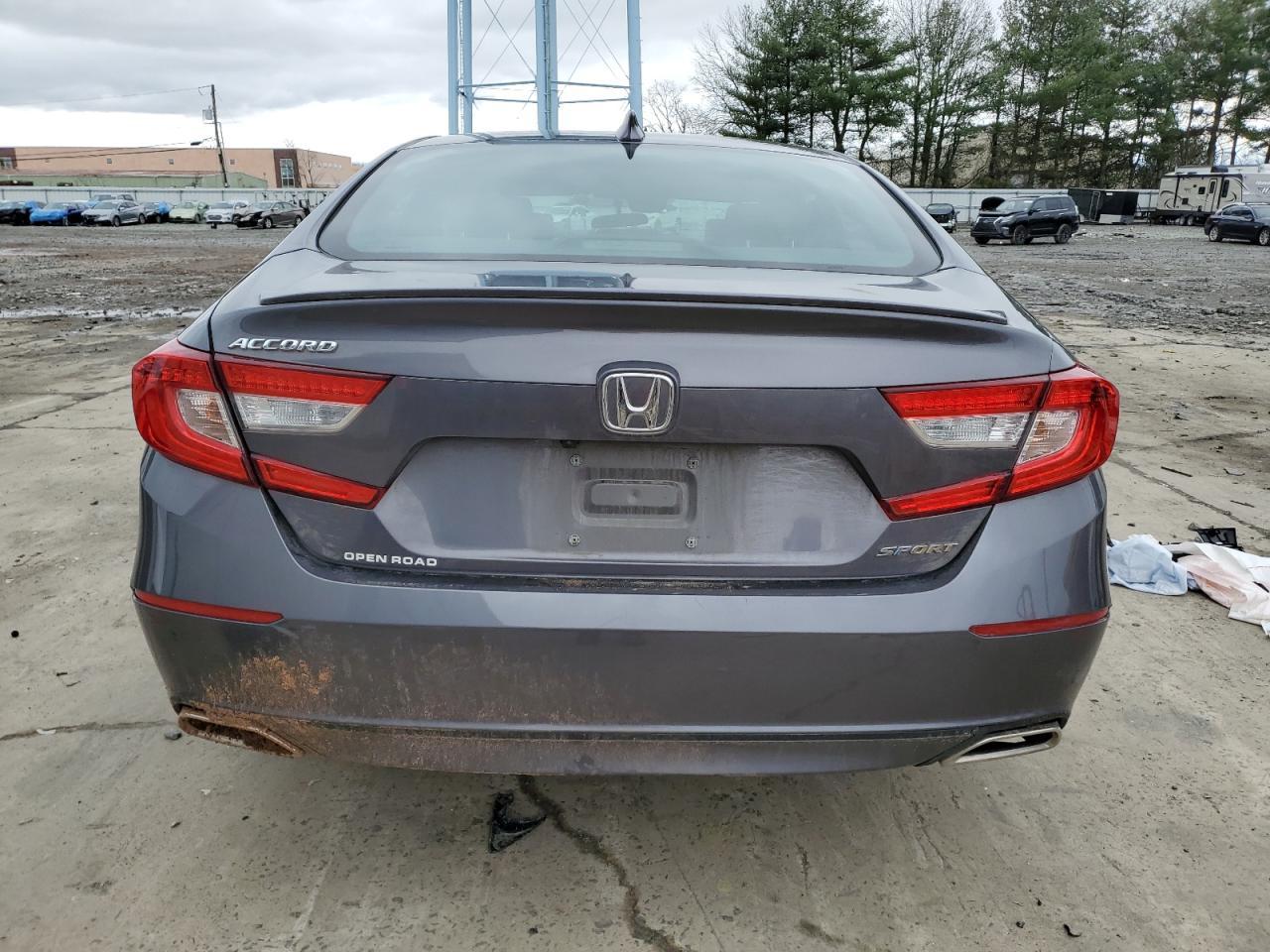 2018 HONDA ACCORD