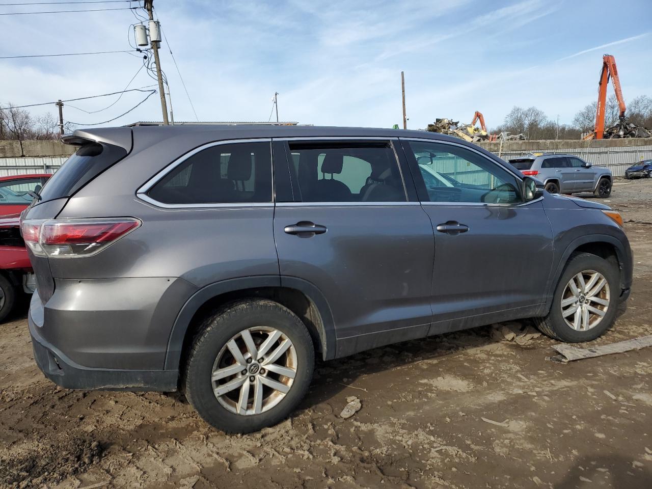 2016 TOYOTA HIGHLANDER