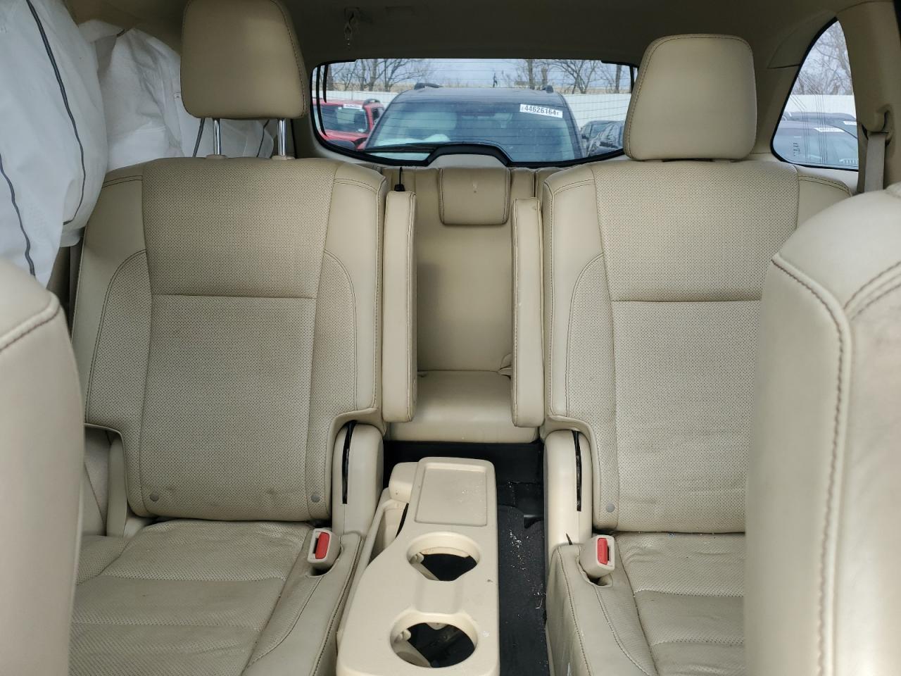 2016 TOYOTA HIGHLANDER