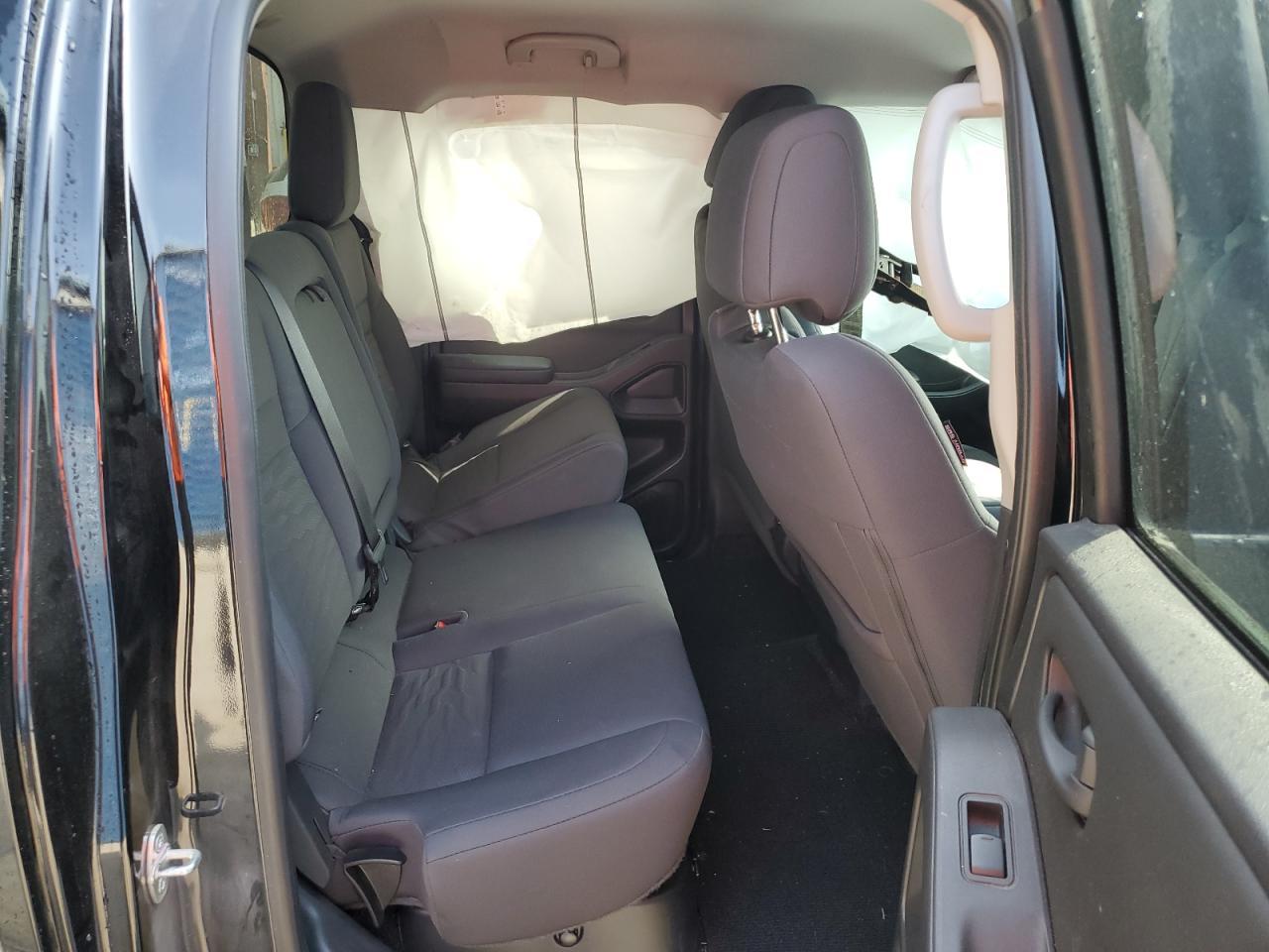 2022 NISSAN Frontier