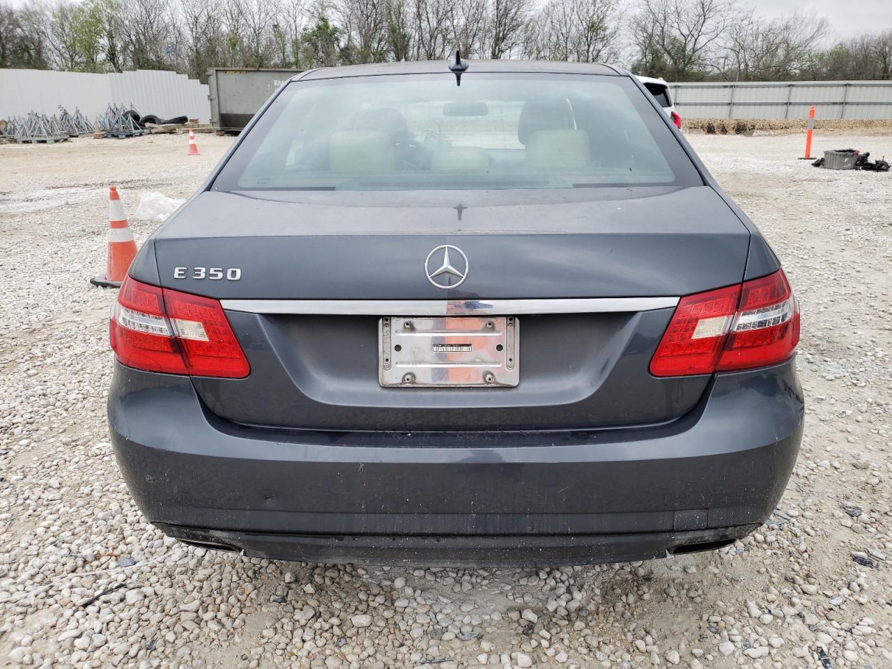 2010 MERCEDES-BENZ E-Class