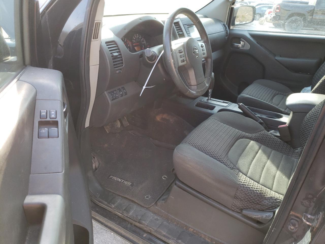 2015 NISSAN Frontier