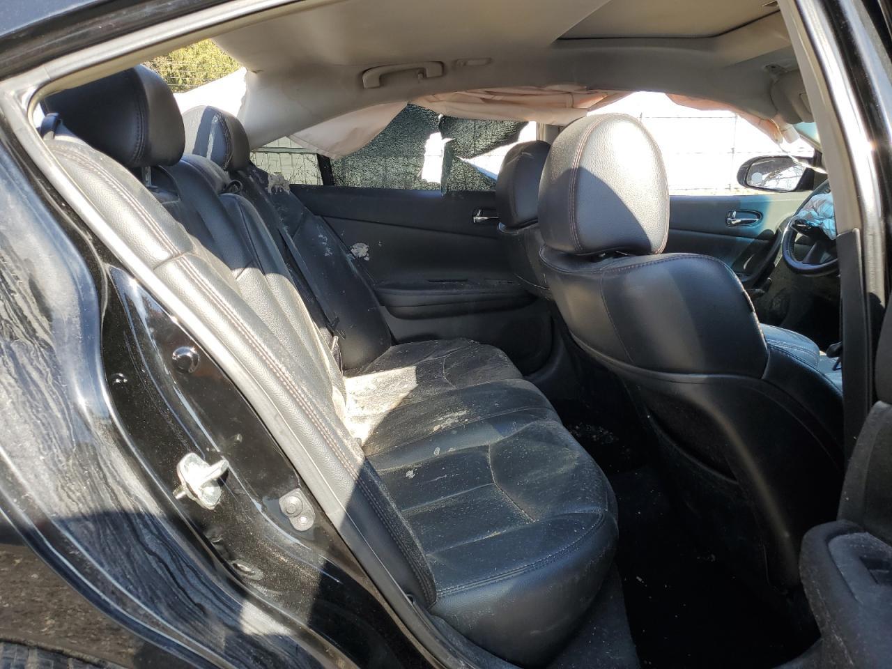 2014 NISSAN Maxima