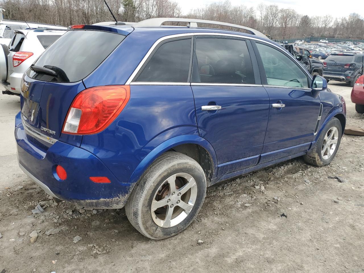 2013 CHEVROLET Captiva