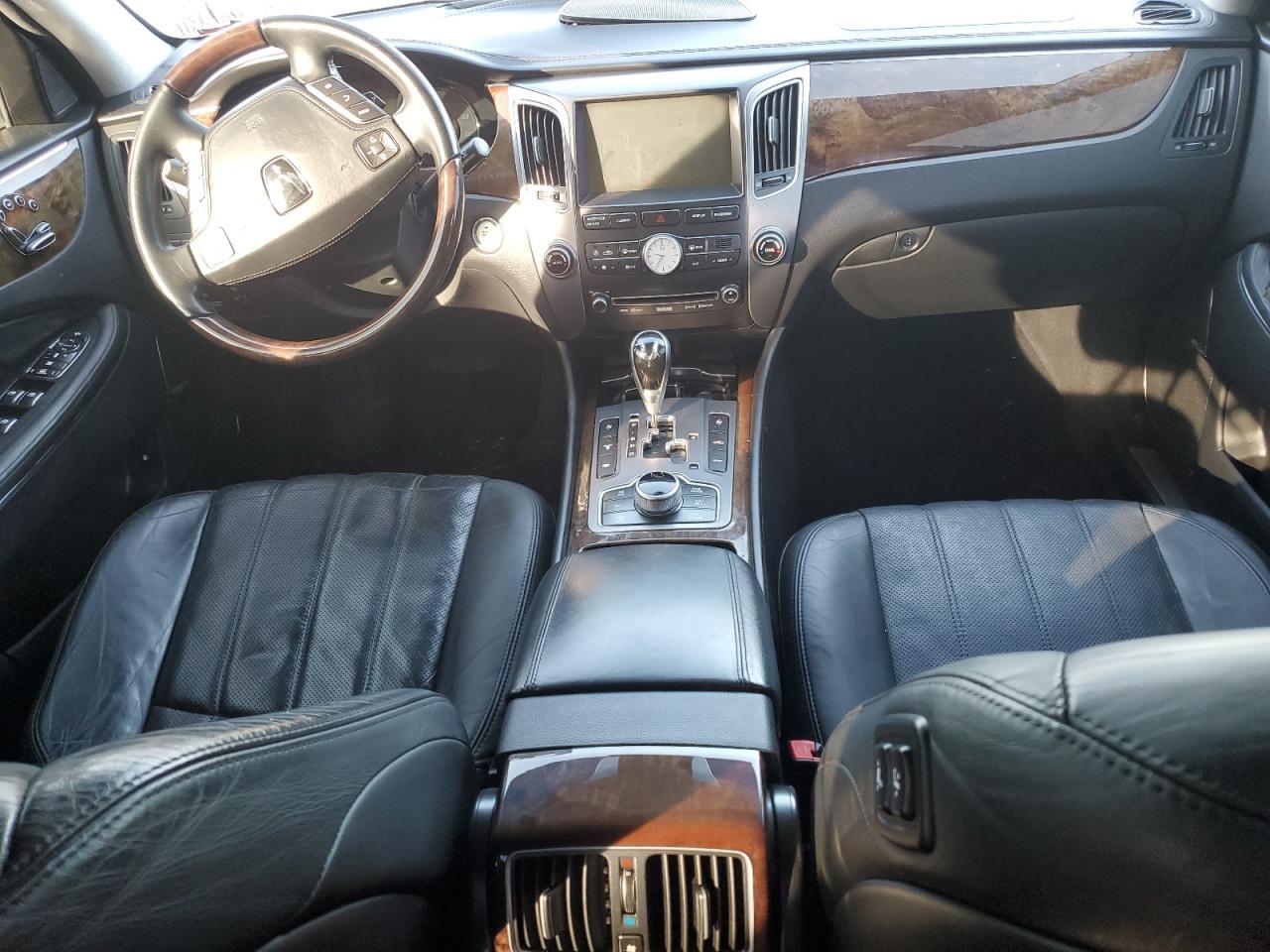 2011 HYUNDAI Equus