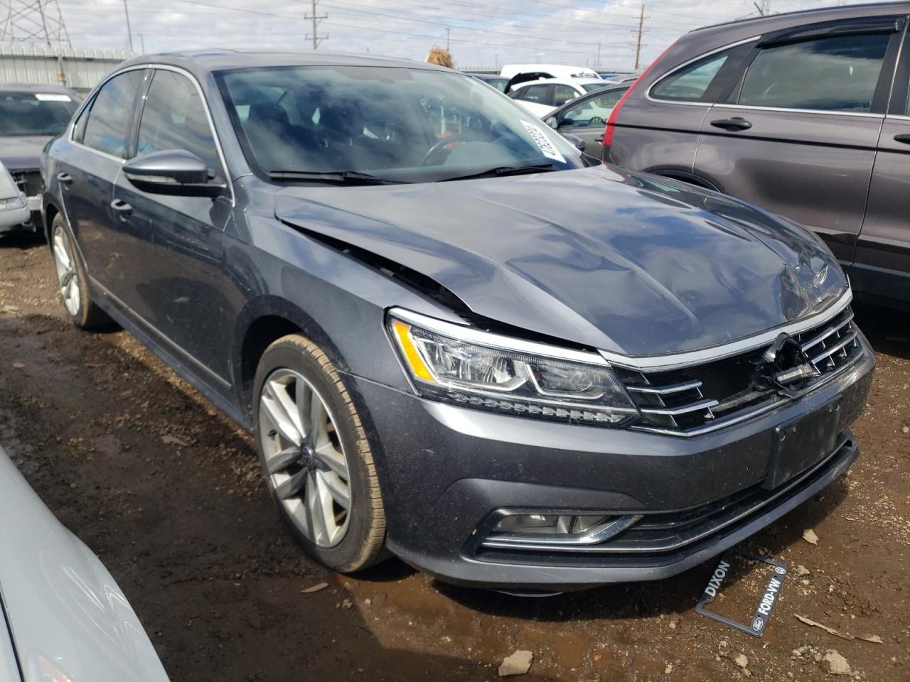2017 VOLKSWAGEN Passat