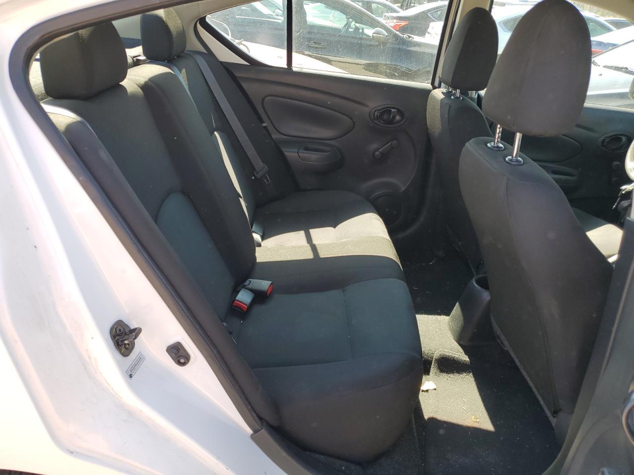 2018 NISSAN VERSA