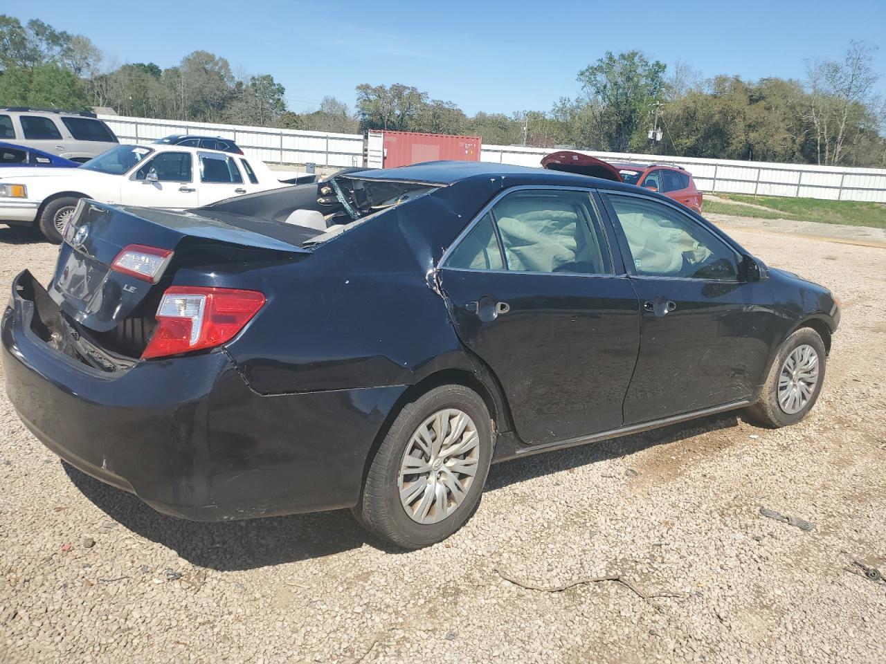 2013 TOYOTA CAMRY