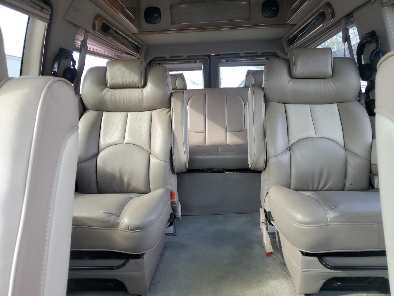 2005 FORD ECONOLINE