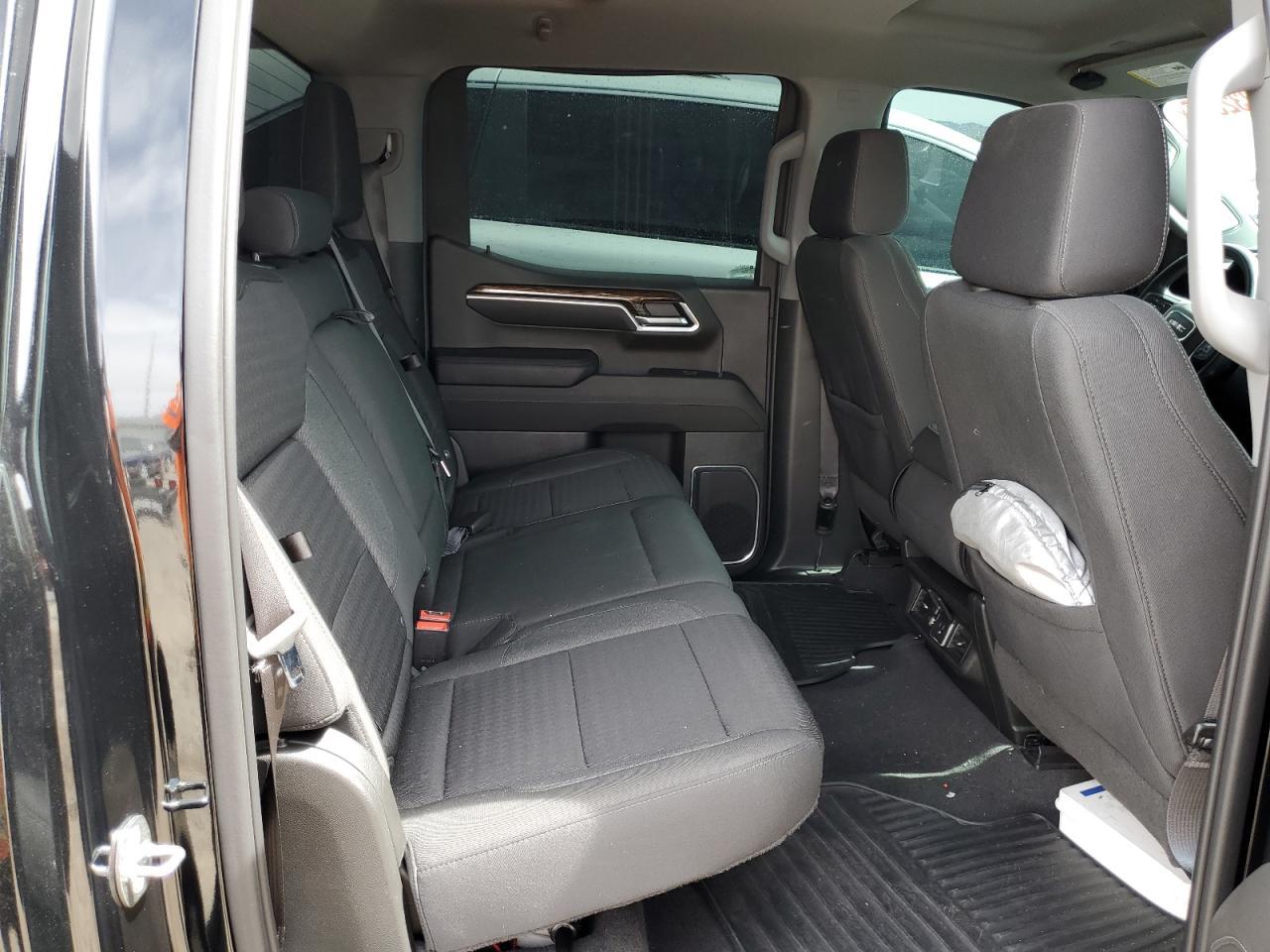 2023 GMC Sierra