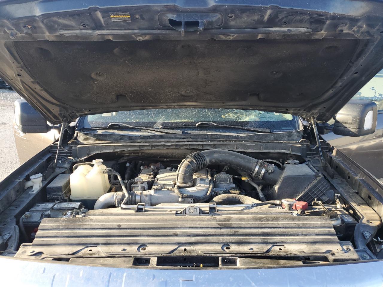 2017 NISSAN Titan