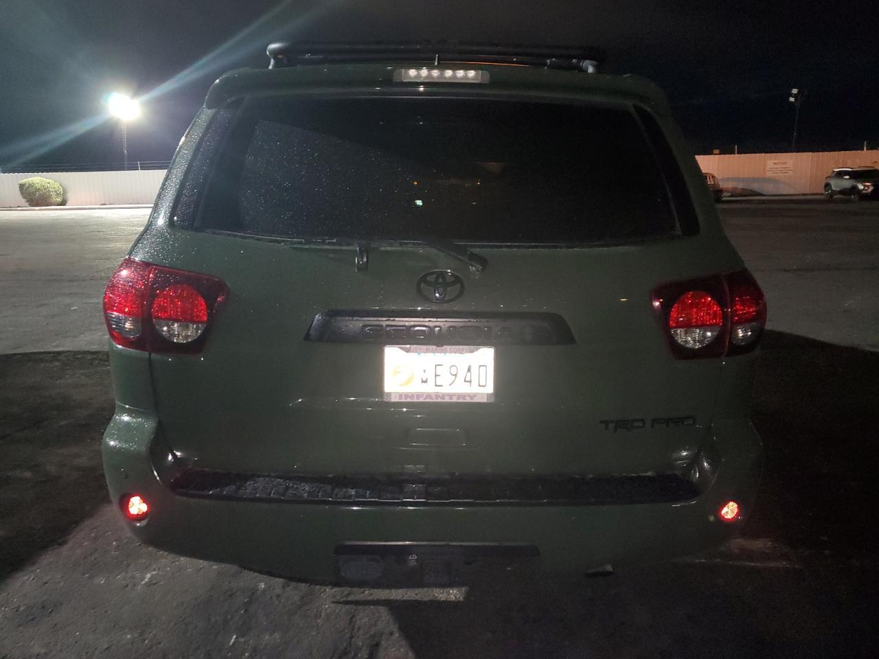 2020 TOYOTA Sequoia