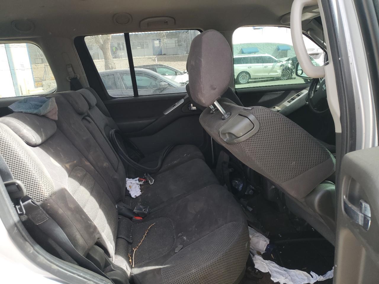 2010 NISSAN PATHFINDER