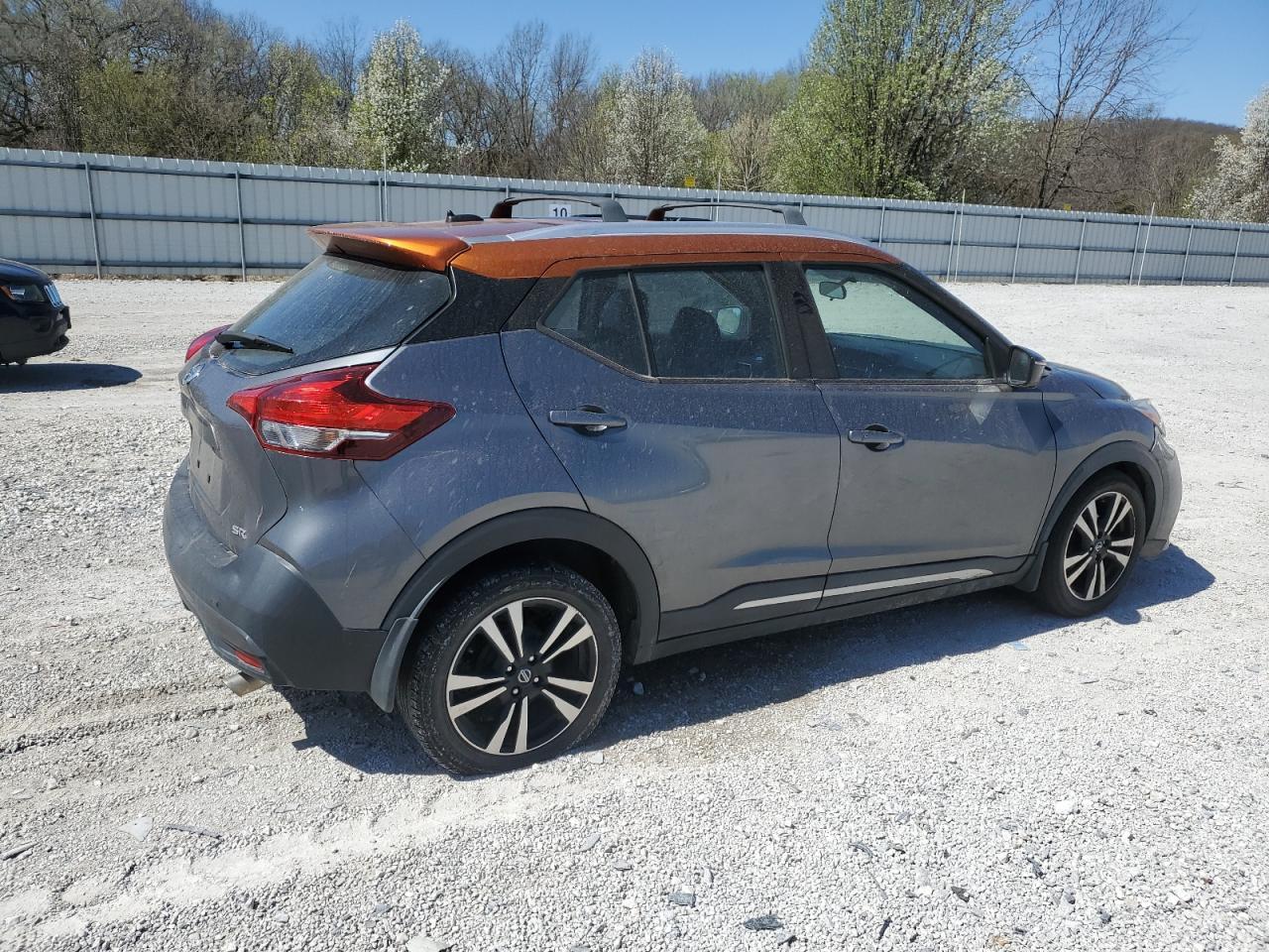 2019 NISSAN KICKS