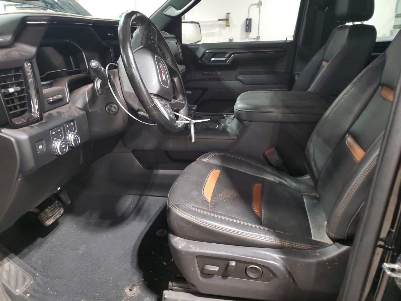 2023 GMC Sierra