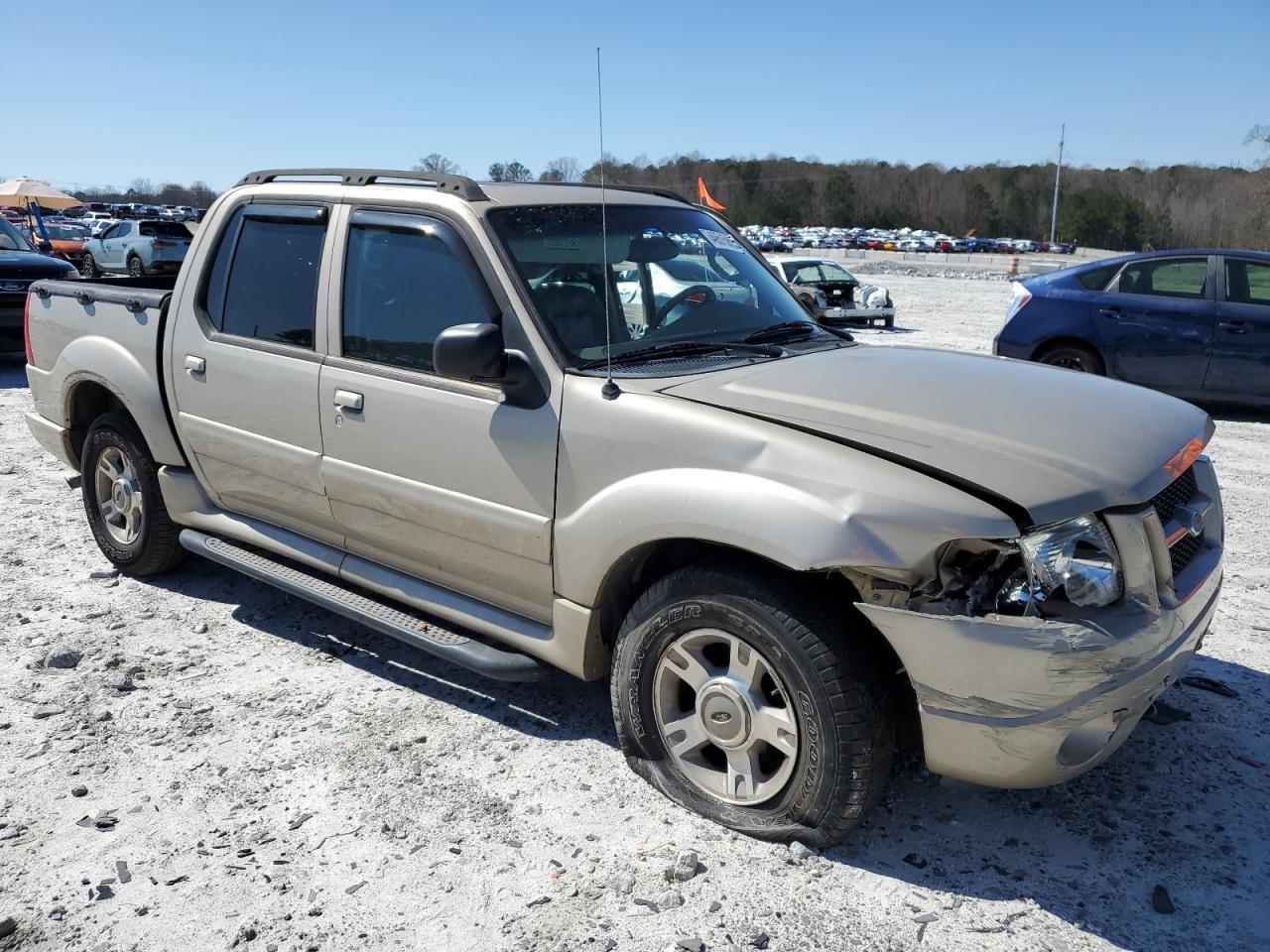 2004 FORD Explorer Sport Trac
