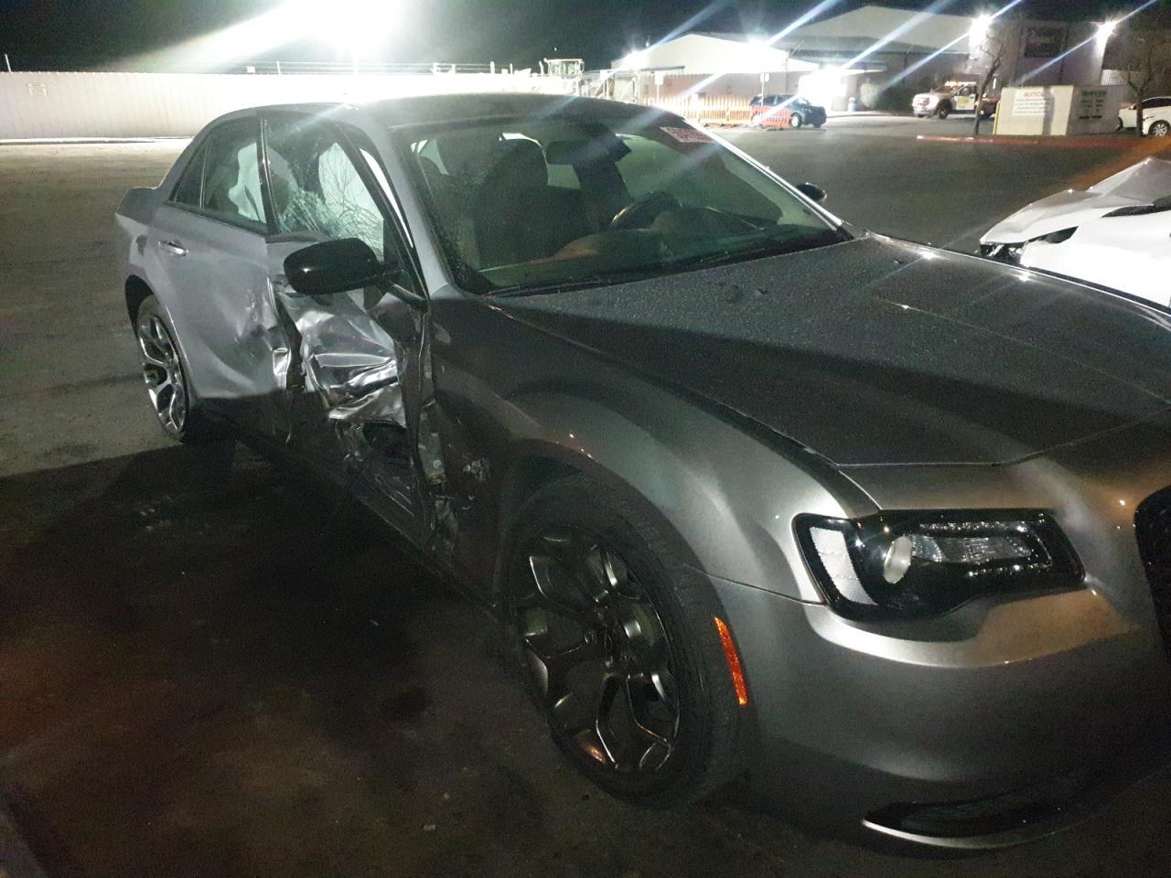 2018 CHRYSLER 300