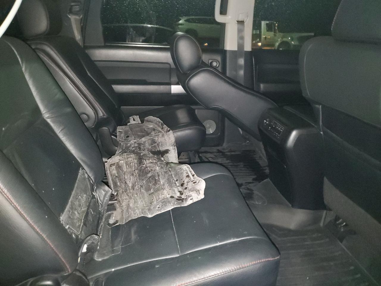 2020 TOYOTA Sequoia