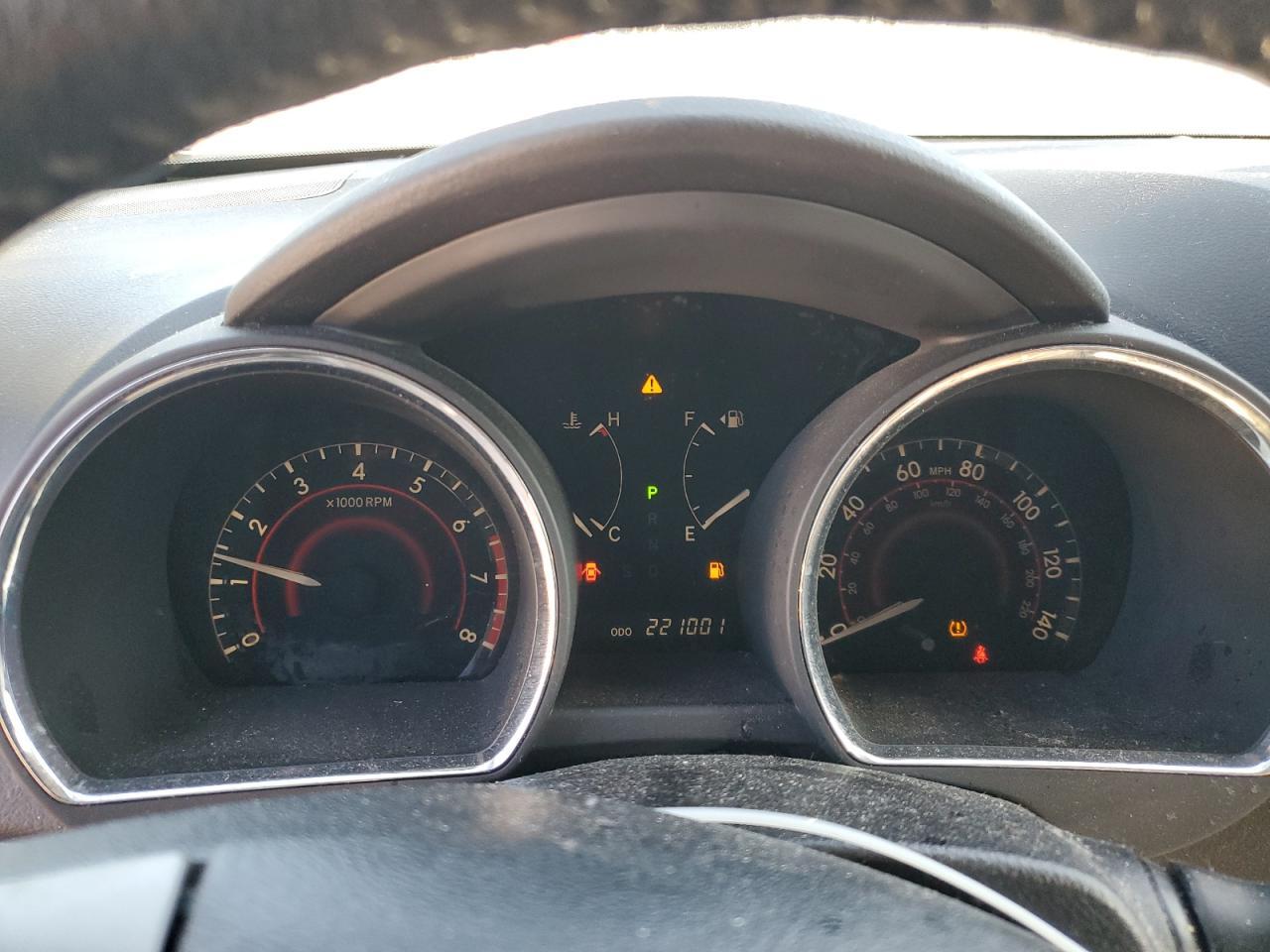 2010 TOYOTA HIGHLANDER