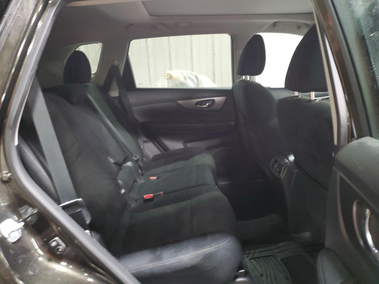 2016 NISSAN ROGUE