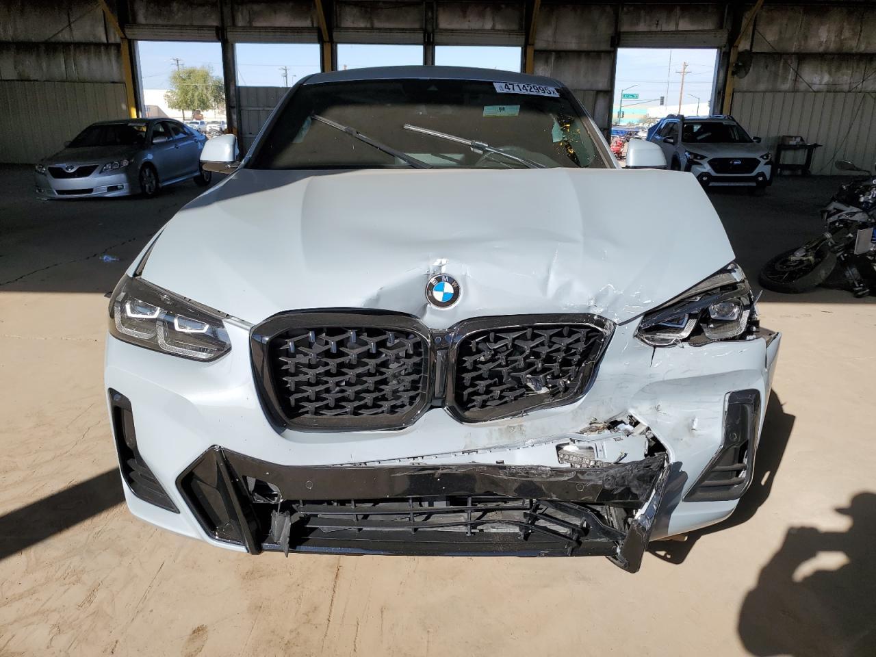 2023 BMW X4