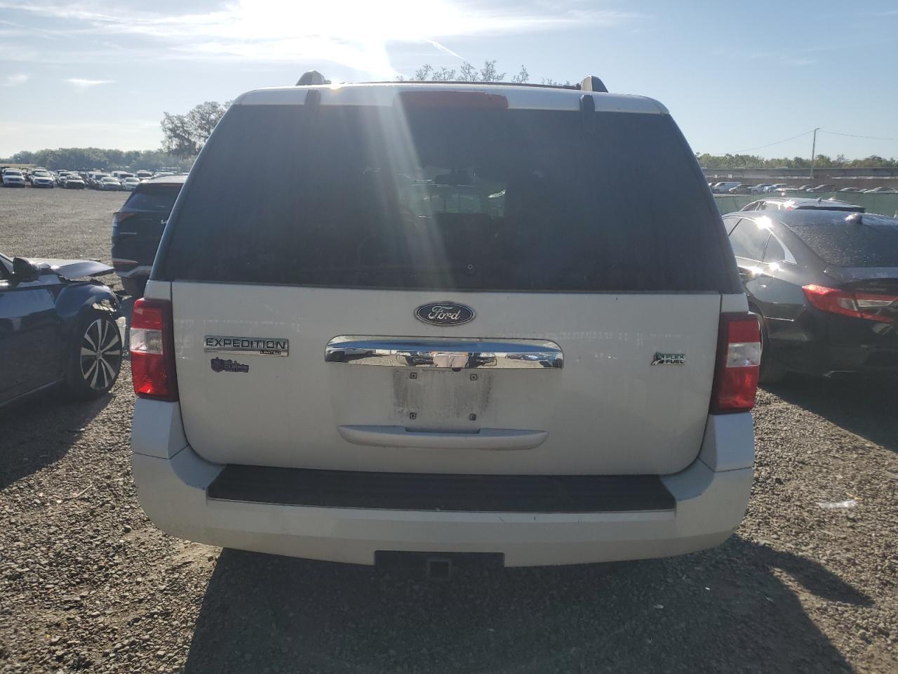 2010 FORD Expedition
