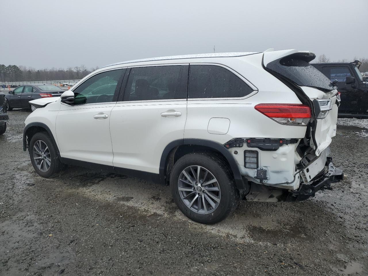 2019 TOYOTA HIGHLANDER