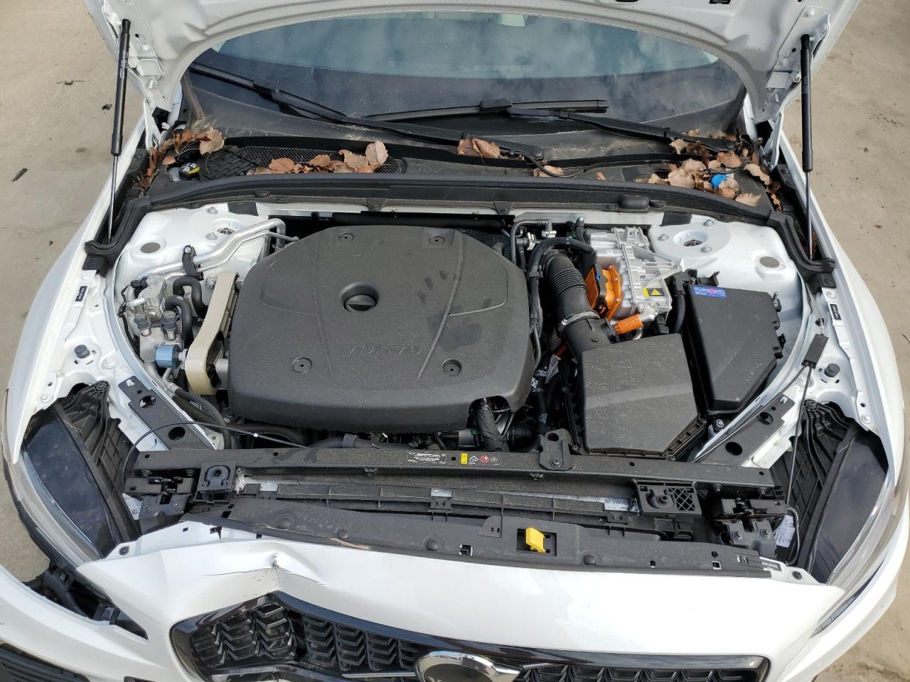 2024 VOLVO S60