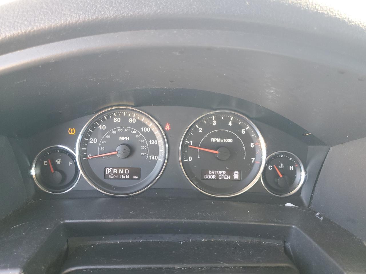 2008 JEEP Commander