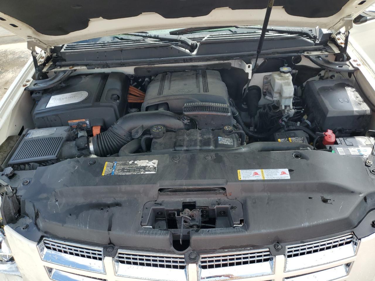 2010 CADILLAC ESCALADE