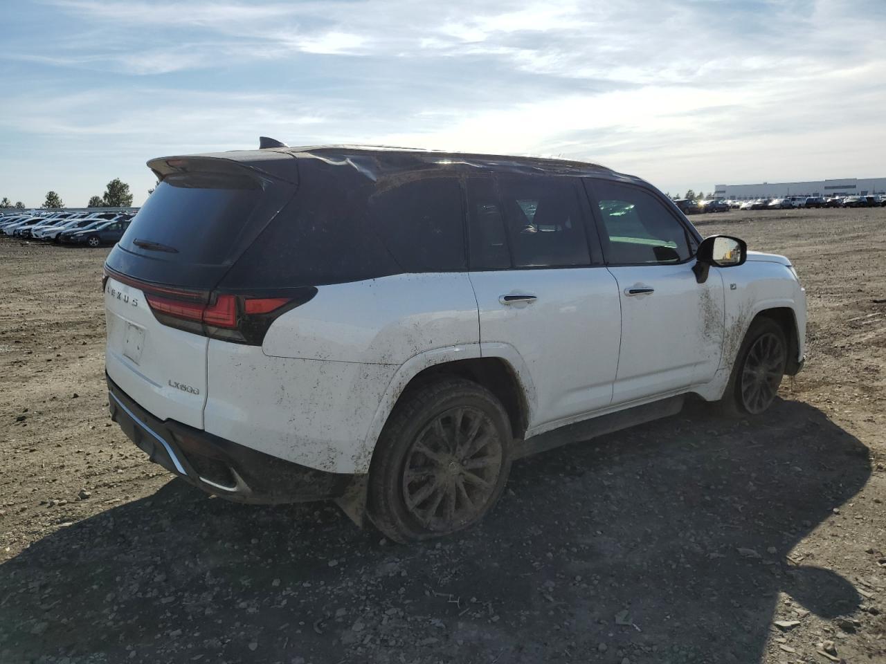2024 LEXUS LX 600