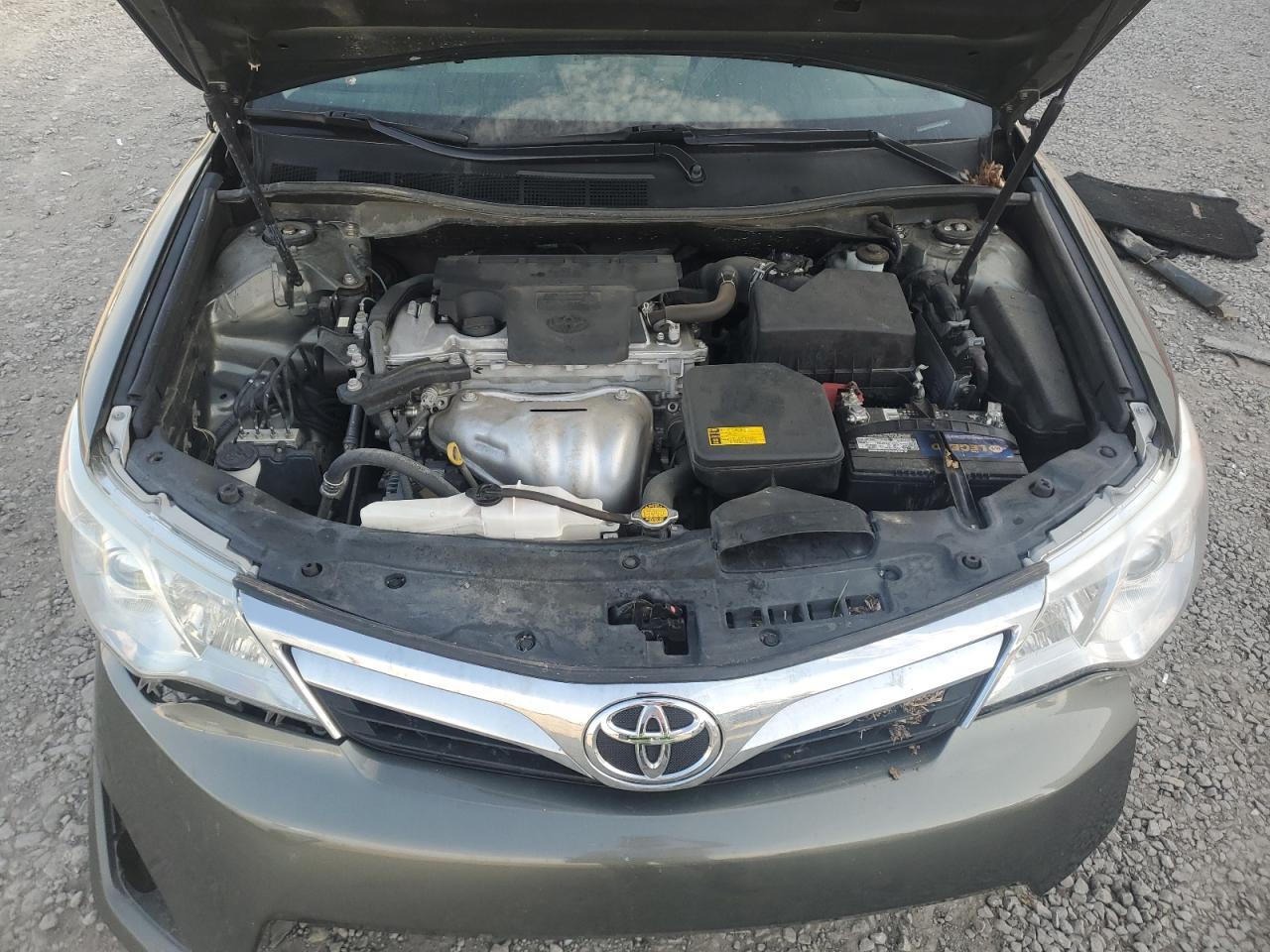 2014 TOYOTA CAMRY