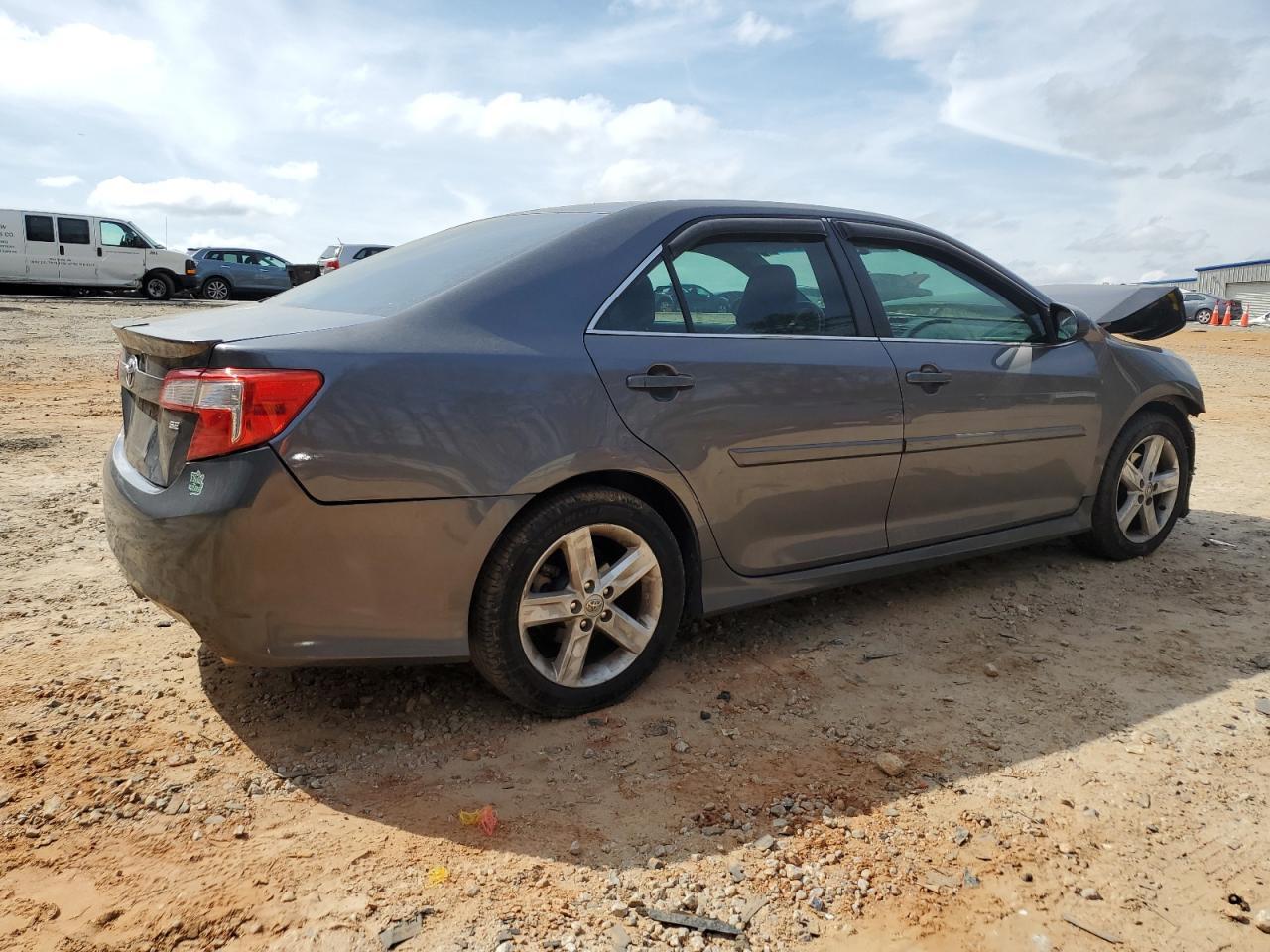 2013 TOYOTA CAMRY