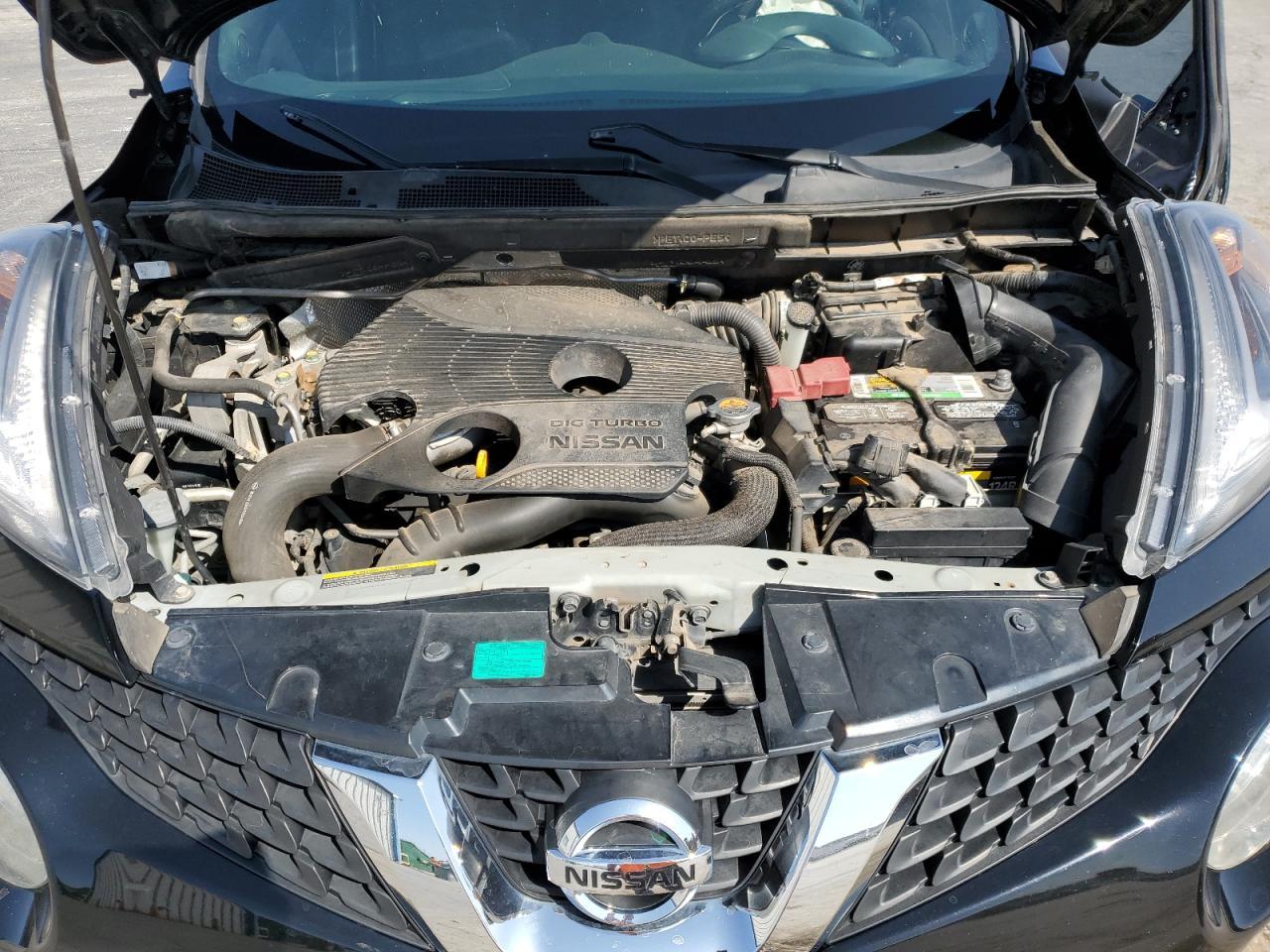 2015 NISSAN Juke