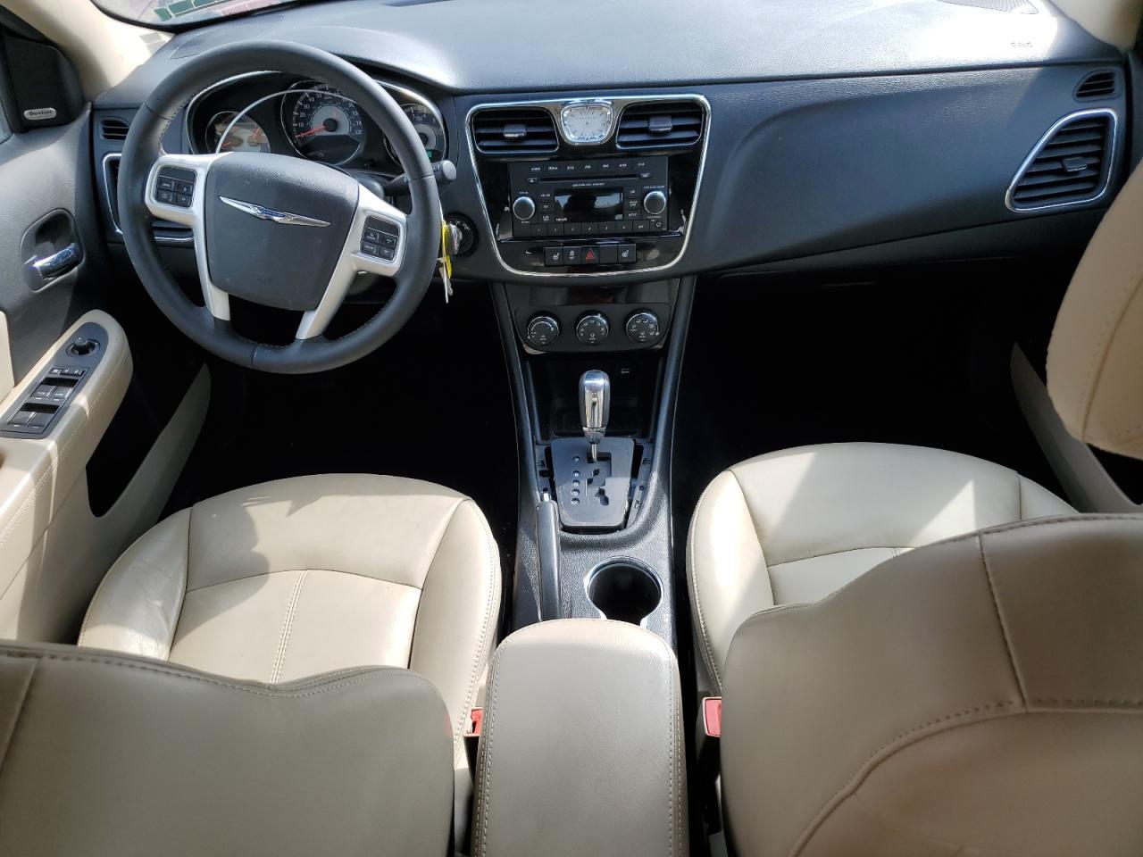 2013 CHRYSLER 200
