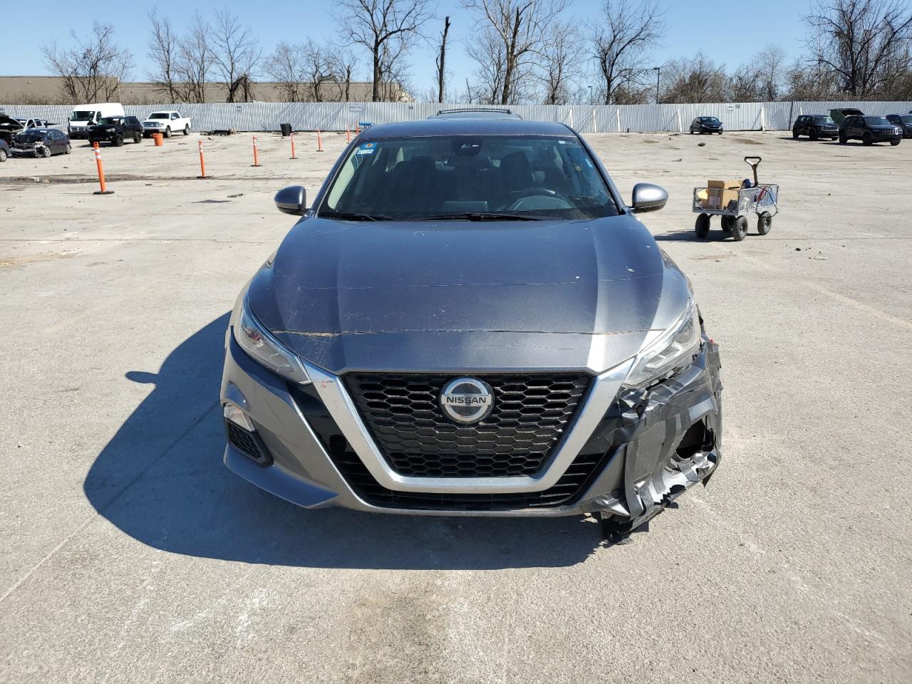 2021 NISSAN ALTIMA